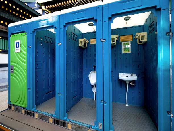 Porta potty delivery and setup in Laredo, TX